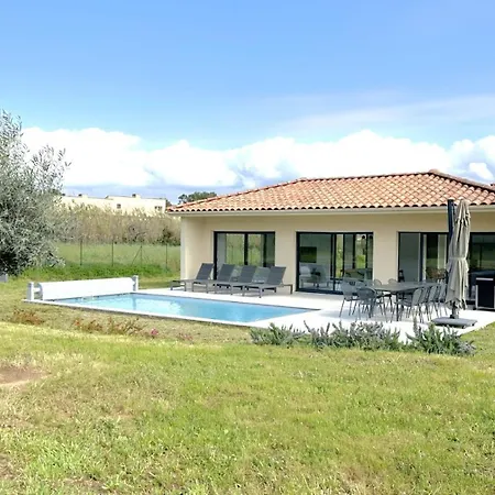 Вилла Moderne Giens Proche Piscine Climatisation Wifi By Hc Йер